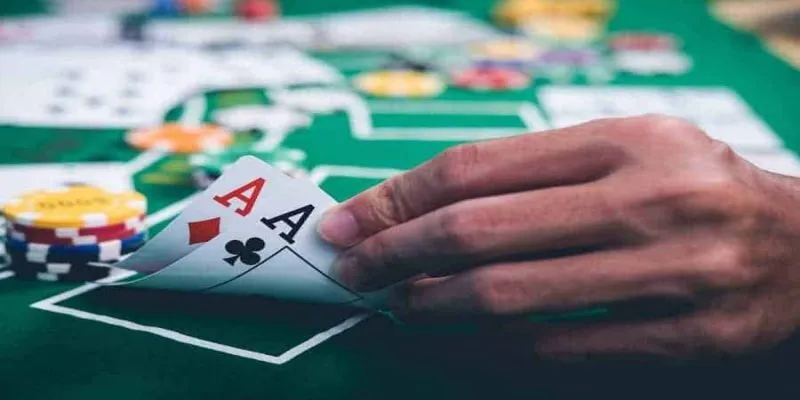 Biết rõ từ chia bài tới hành động cược là cách tốt nhất để không bị “ngợp” 